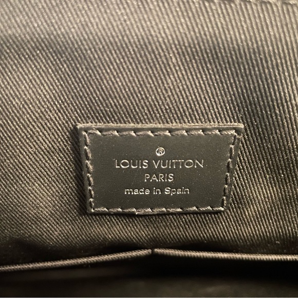 Louis Vuitton Monogram Eclipse MM Bag - Picture 4 of 7